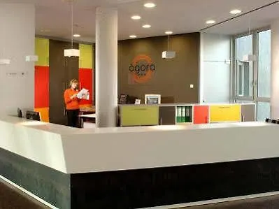 Agora Bcn. Residencia Universitaria Internacional Apartment Barcelona 0*,