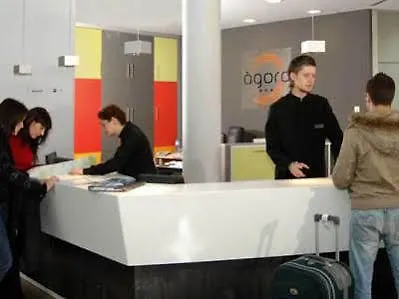 Hotel Agora Bcn. Residencia Universitaria Internacional Apartment Barcelona